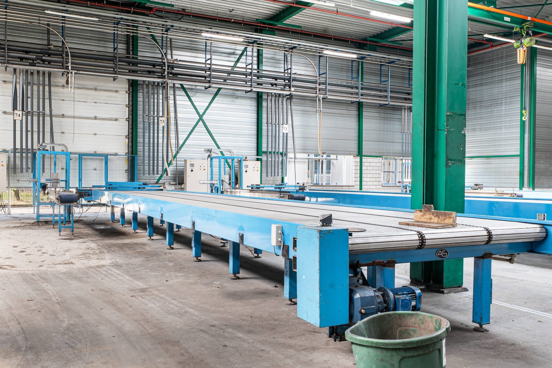 Bedrijfscomplex Waterbeemd 1 in Helmond